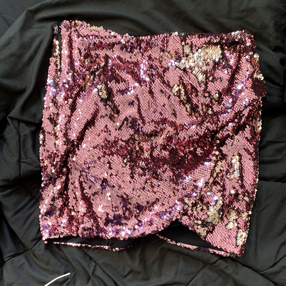 Forever 21 Sequined mini skirt